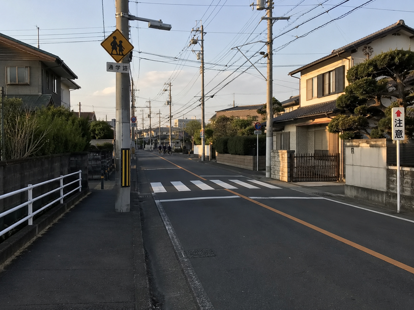熊取町の通学路を表現した画像